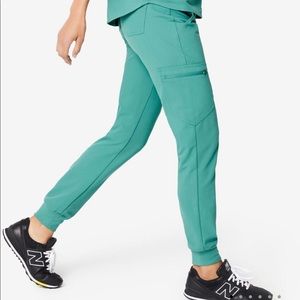NWT FIGS Zamora Jogger Marine Scrubs